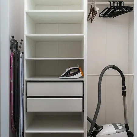 شقة Apartament Bernadovo Park غدينيا